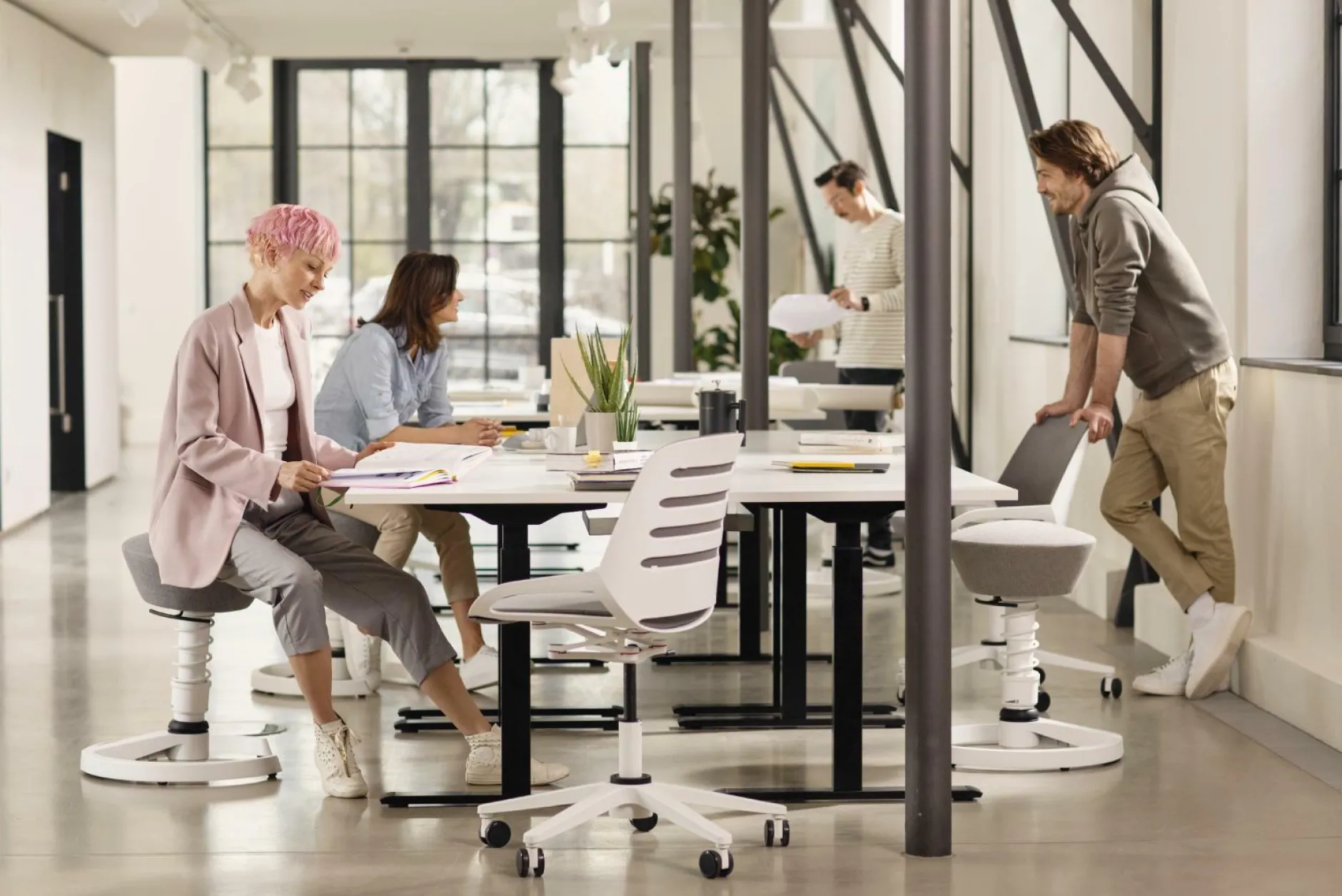 New Hocker SWOPPER Hocker