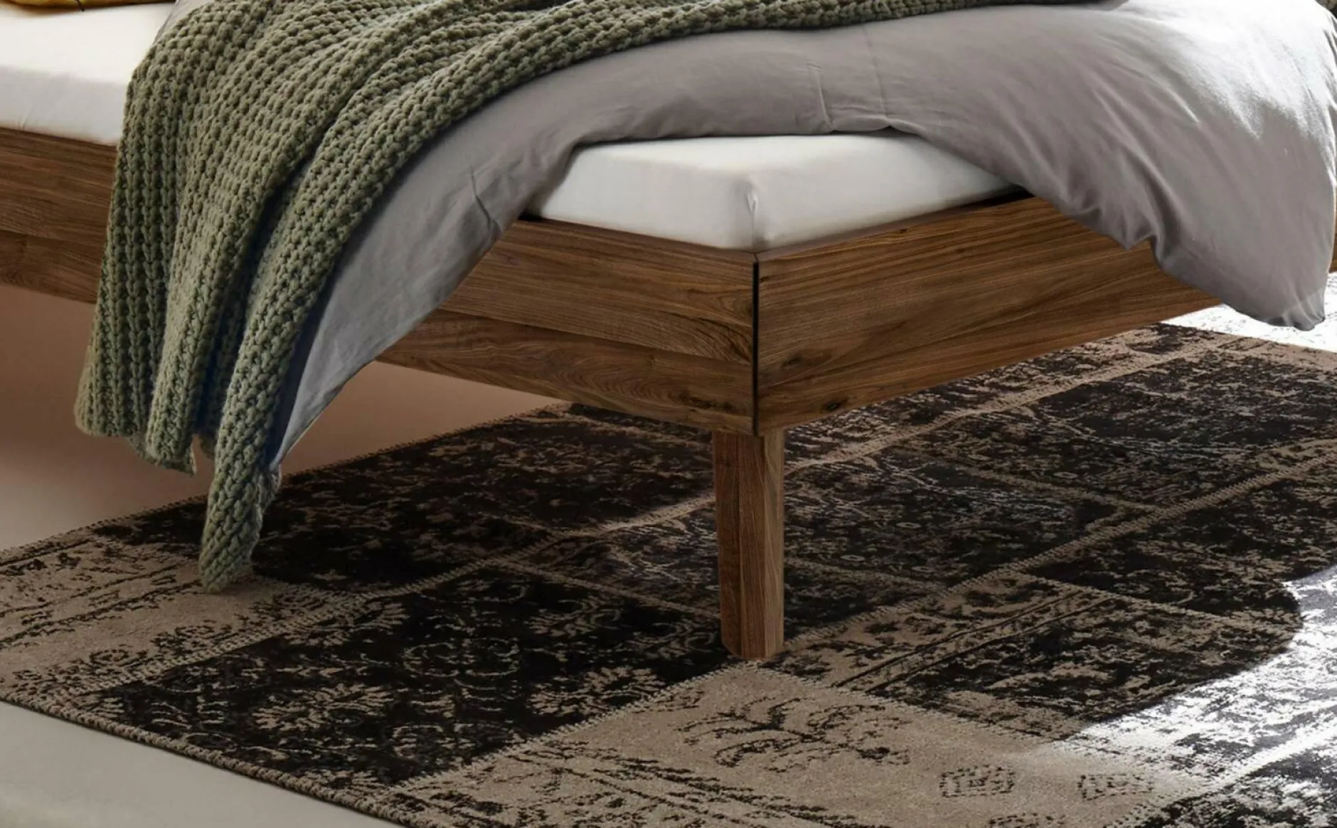 Online Holzbett ORTONA Holzbetten