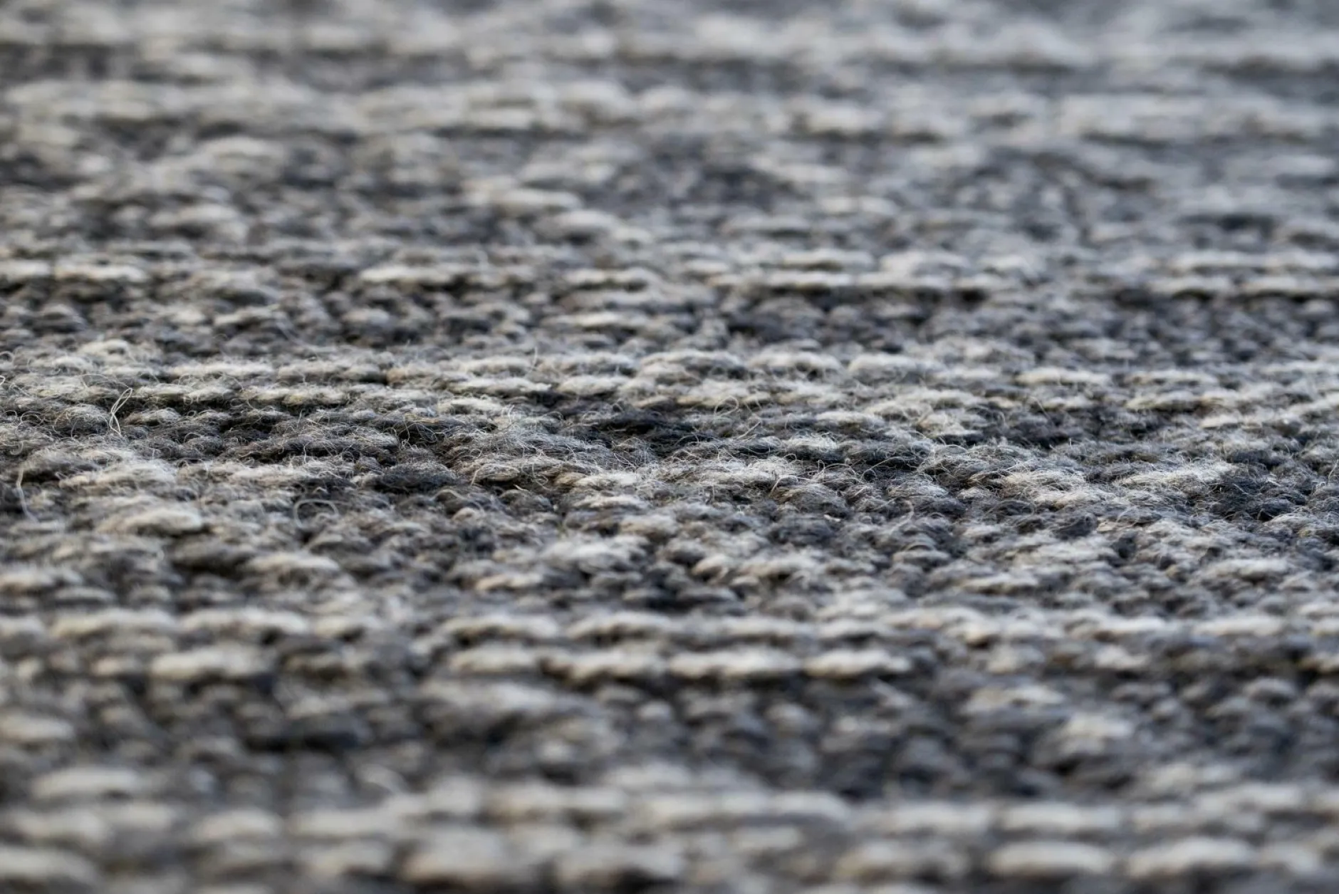 Hot Teppich HIGH LINE Wollteppiche