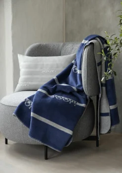 New Wohndecke LOGO-STRIPE Decken|Decken & Kissen